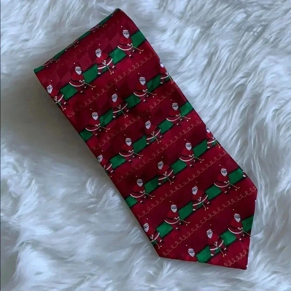 Hallmark Holiday Traditions Golfing Santa Tie - Picture 1 of 5